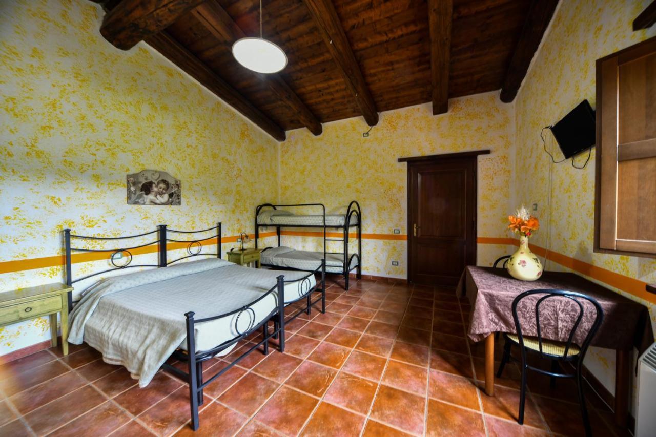 Agriturismo Valle Tezze Cascia Exterior foto